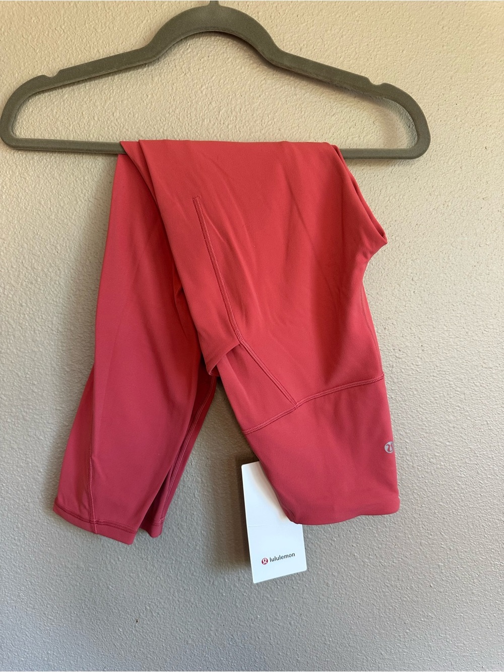 Lululemon Align HR Pant 25” with pockets, Desert Red